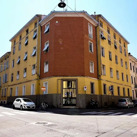 Gulli 19 Flat Appartement Parme